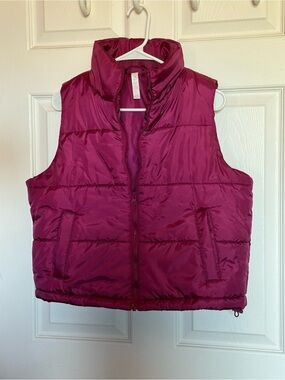 Zella Magenta Puffer Vest
